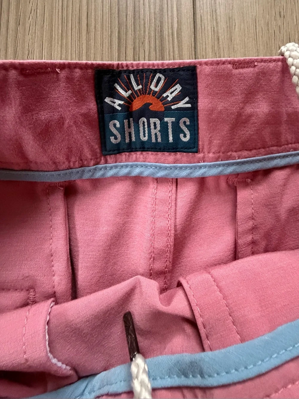 Faherty All Day Shorts Men's Casual Drawstring 7” Shorts - sz 32 Pink